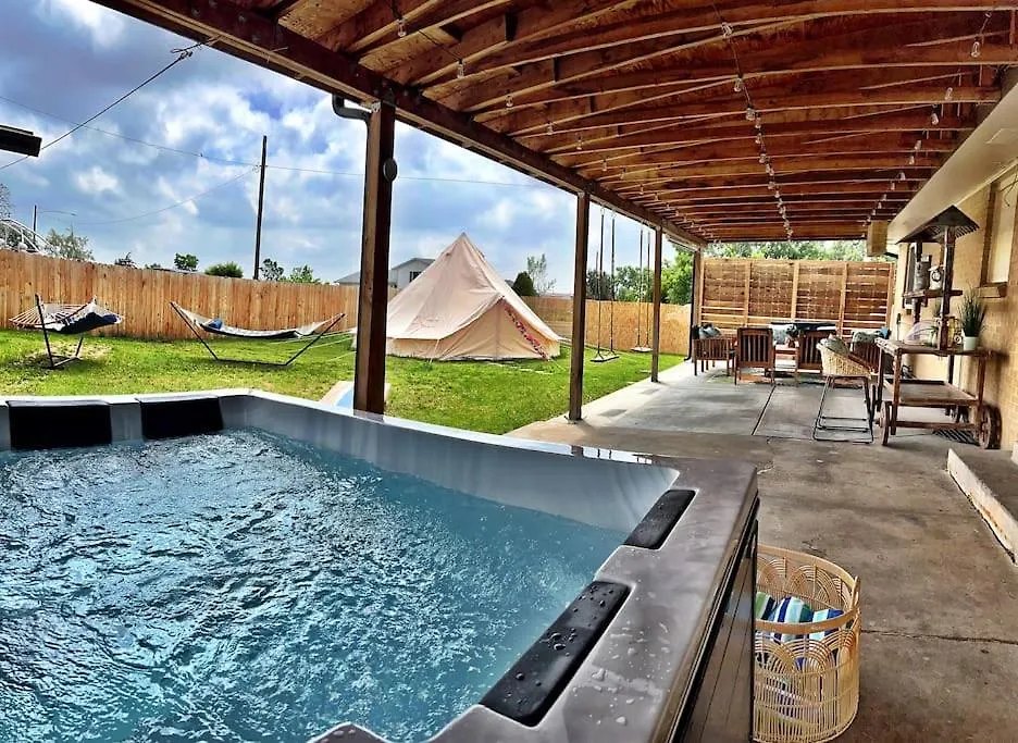 Holiday home New: Tulum Oasis In Denver W/ Hot Tub & Games